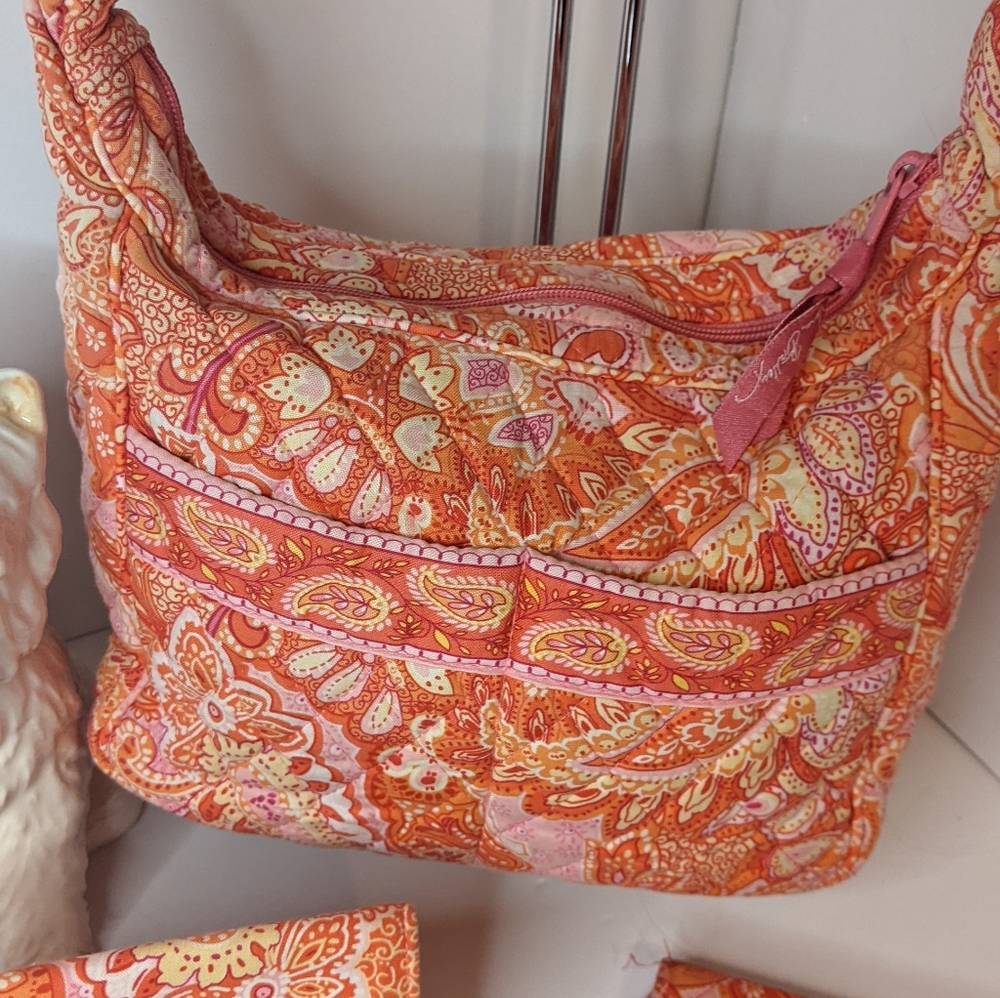 Vera Bradley small shoulder bag/ crossbody with matching wallet - Picture 4 of 15